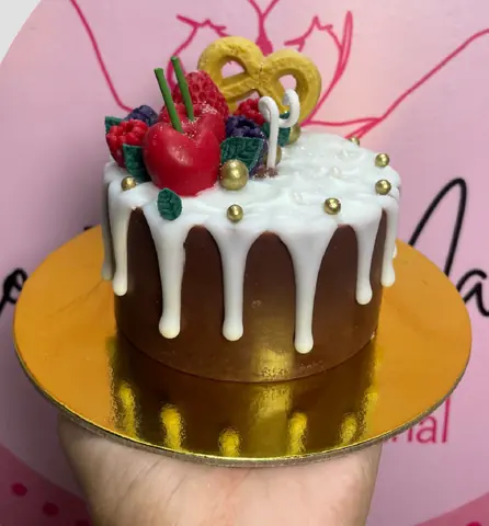 Creación artesanal: VELA TORTA GLASEADA